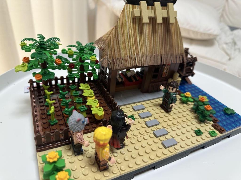 [USED] Lego Demon Slayer: Kimetsu No Yaiba