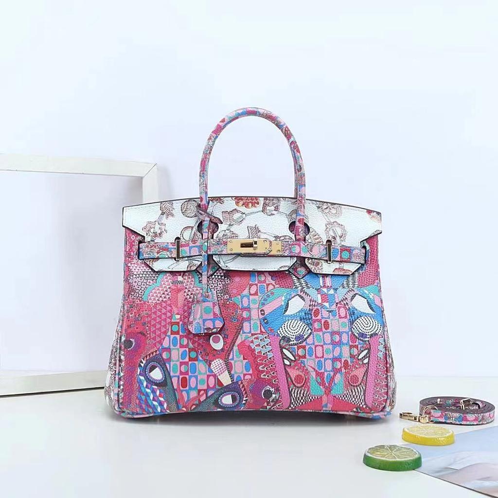 2025 Neues Modell, lackierte Tasche, Damenhandtasche aus Rindsleder erste Schicht, tragbare Schulter-Umhängetasche, personalisiertes Tiermuster