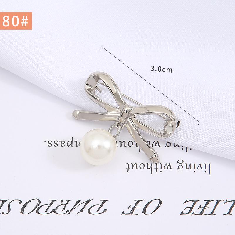 Pearl Anti-Exposure Brooch: Women's Waist-Cinching Pin & Clothing Decoration
