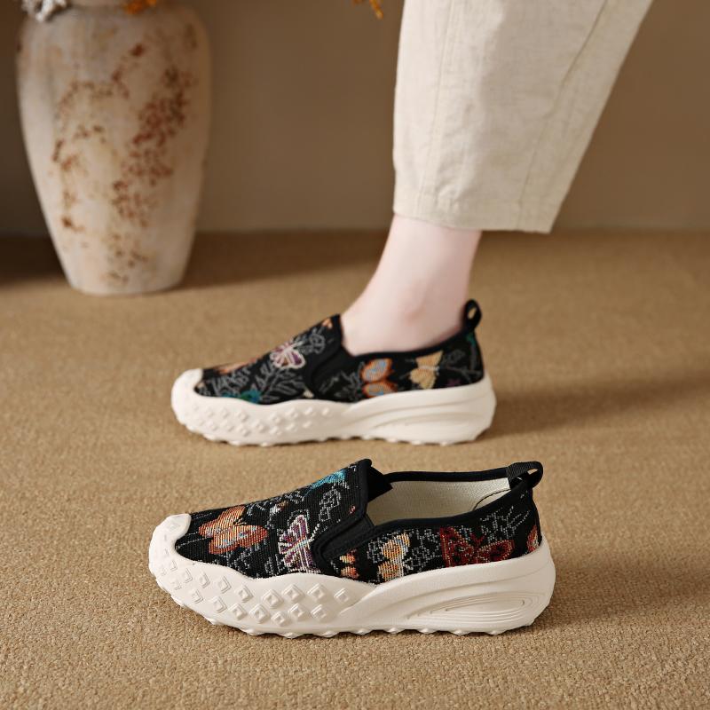 Canvas shoes new thick-soled breathable cloth shoes are not tired, fisherman shoes size autumn
