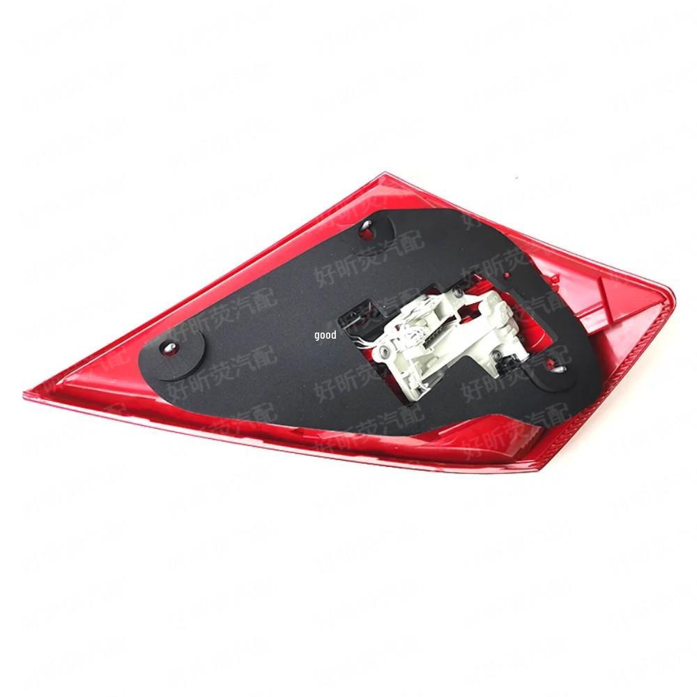 Compatible Rear Outer Taillight for 10-13 Mercedes-Benz S-Class W221 (European Version) 2218201364.