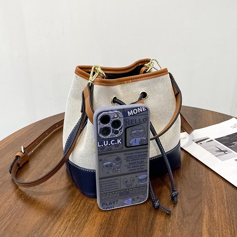One Shoulder Women's Bag Fashion Messenger Bag Bucket Bag Can Hold the Machine Wallet
