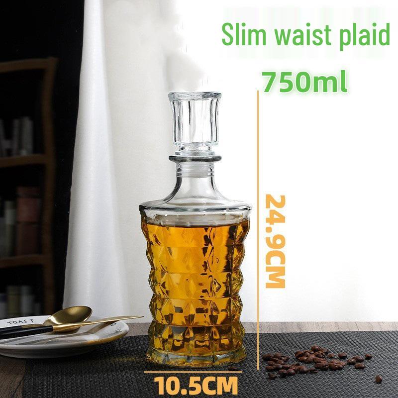 European Crystal XO Glass Decanter: Transparent Whiskey and Wine Bottle