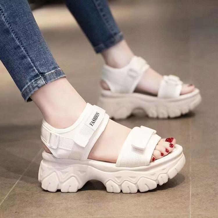 Small dad sandals women's platform 2025 summer Korean version muffin soft-soled sports outdoor Velcro beach shoes