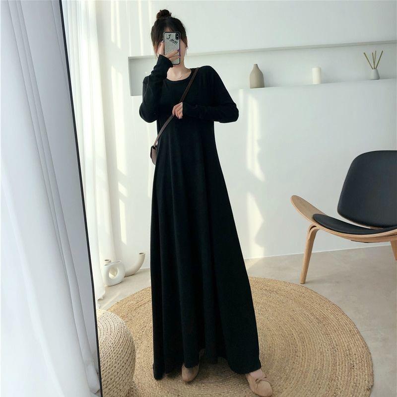 Versatile Solid Color Long-Sleeved Dress - Autumn/Winter Loose Fit with a Design Focus