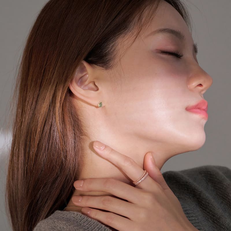 Own 14K Water Drop Green Spinel Piercing (Single)