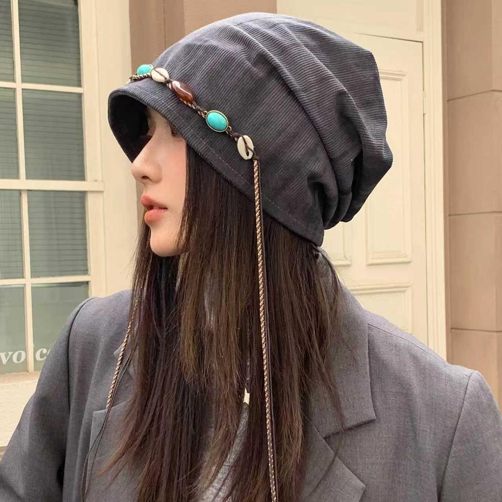 Autumn and winter retro big head circumference shows small and versatile face, warm and stacked hat woman