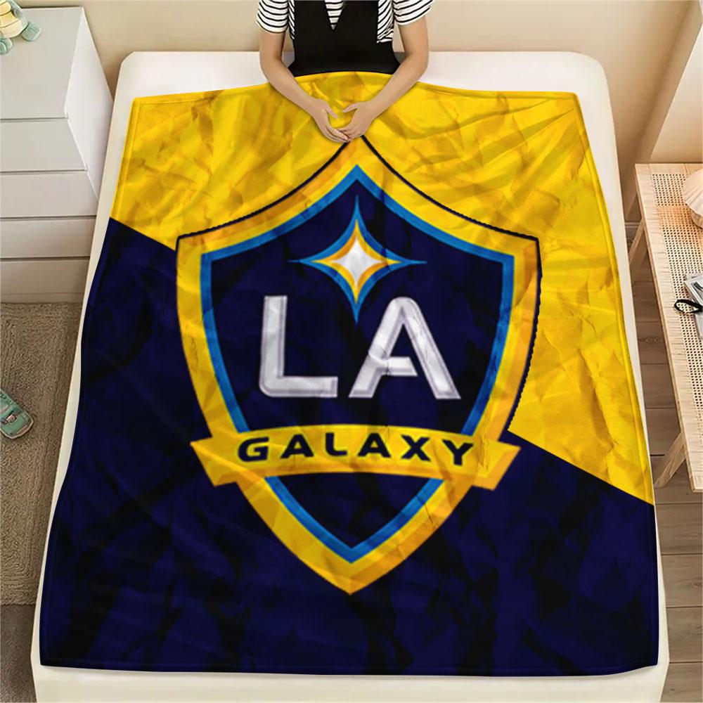 LA Galaxy Bedruckte Flanelldecke, weicher Überwurf für Schlafzimmer Sofa, waschbar, Fußballfanartikel, tolles Geschenk.