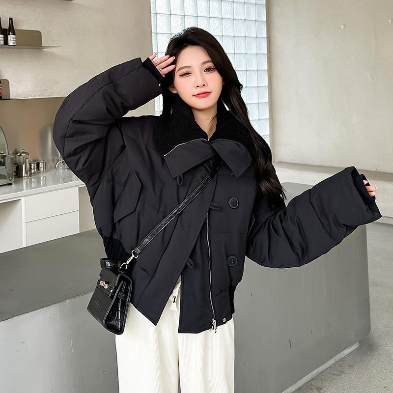 

Новая пуховая хлопковая куртка 2025 года, женская зимняя короткая универсальная стеганая куртка, утолщенная свободная стеганая куртка, куртка в корейском стиле S чёрный