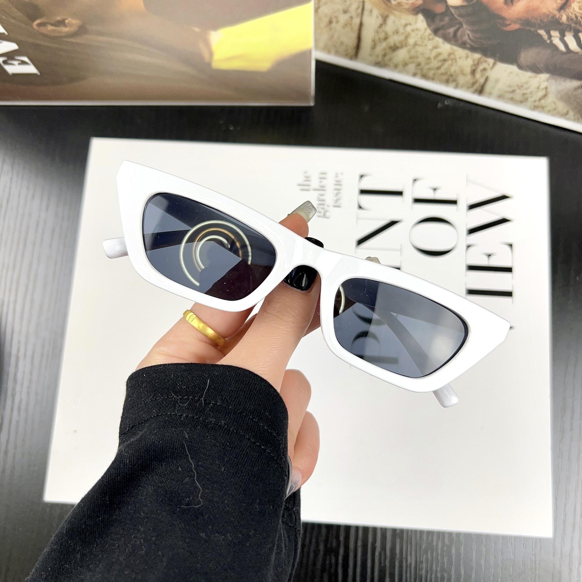 

2023 New Cat s Eye Sunglasses Classic Retro Men and Women Sun Glasses Women s Summer Trend Eyewear UV400 Oculos De Sol As shown in the figu