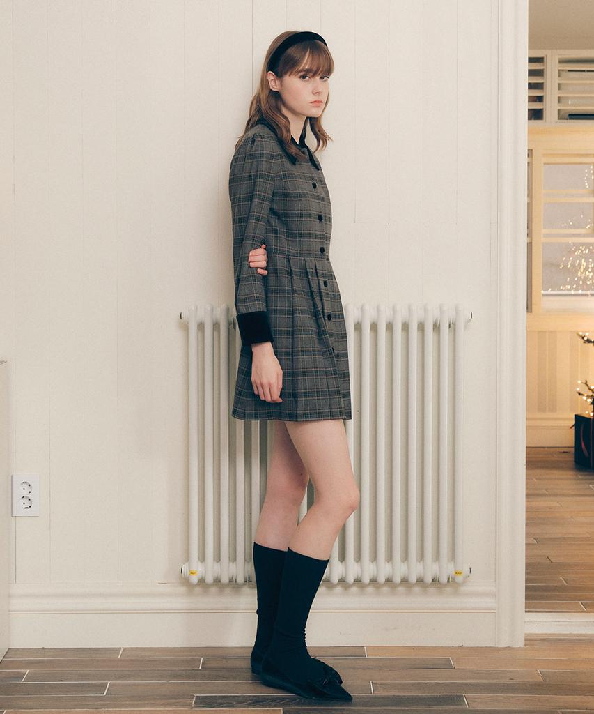 Lora Lora Check Collar Pleats One-Piece Gray