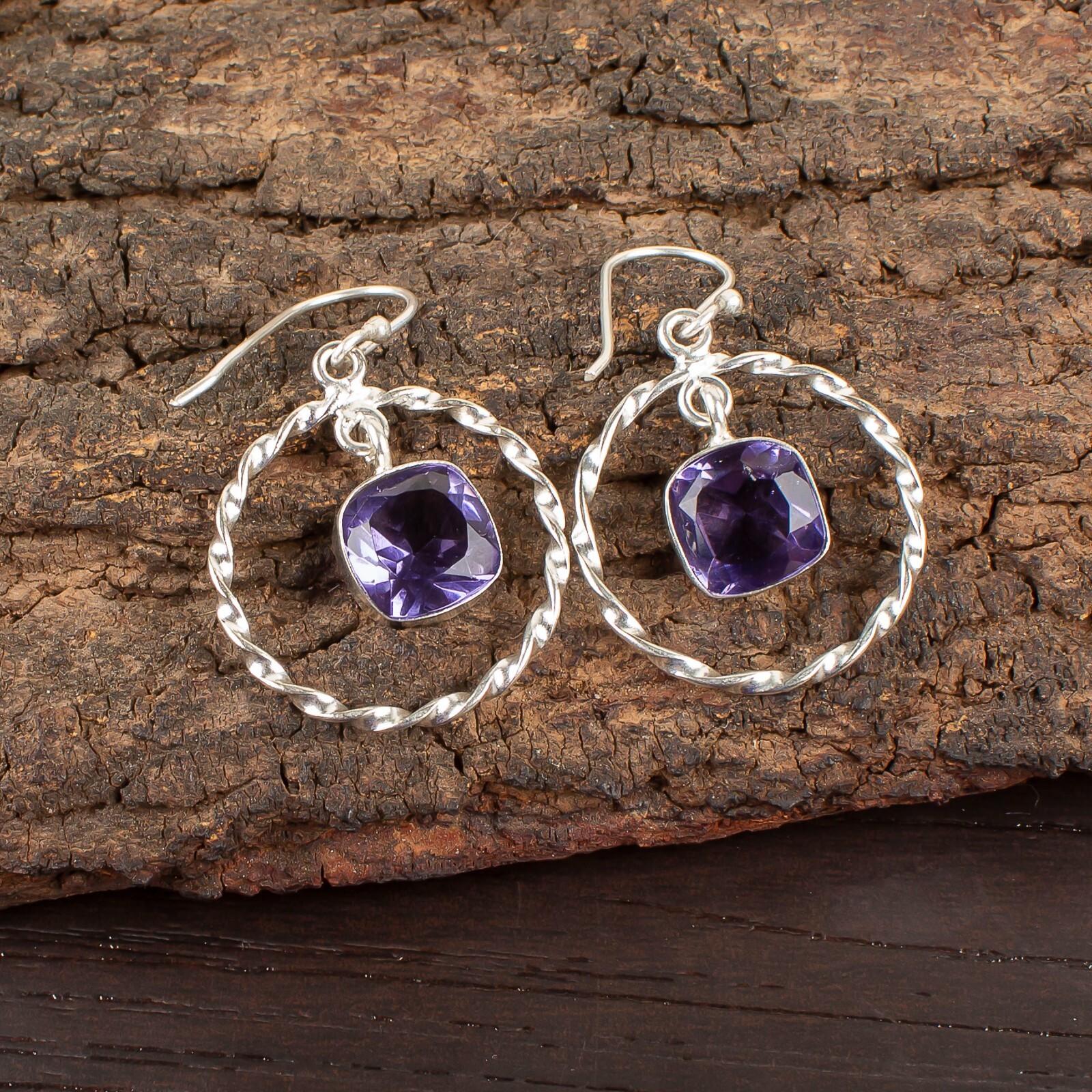 

Иолит Драгоценный камень 925 Стерлинговое серебро Ювелирные изделия Ручной работы Серьги-капли 1,60 EE-60-5