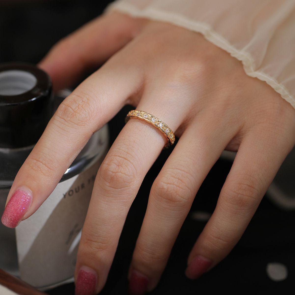 

Trendy Adjustable Gold Zircon Ring for Women Adjustable