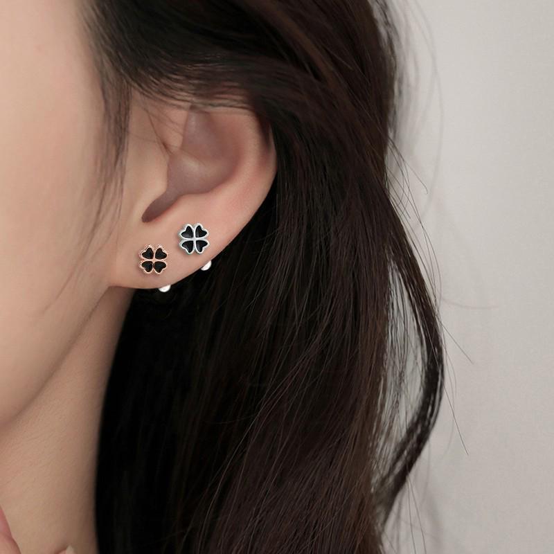 Exquisite Black Heart Four-Leaf Clover Screw Back Earrings with Drip Glue for Women