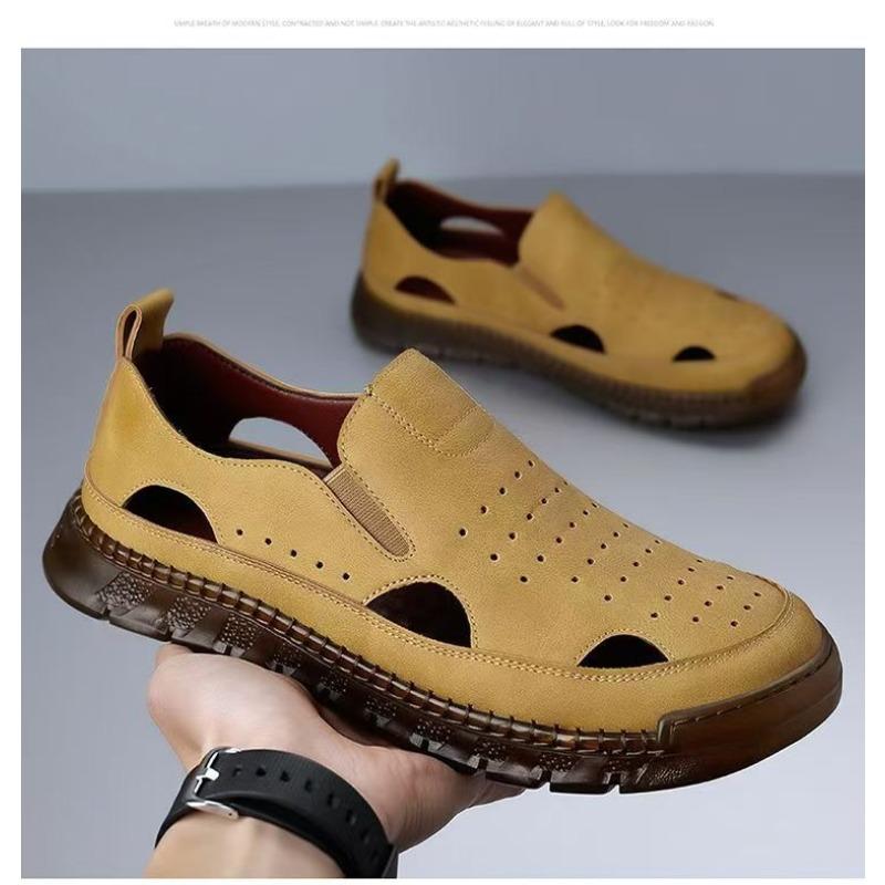 

Spring and summer men s sandals soles hole men s shoes new flat-bottomed driving casual shoes 44