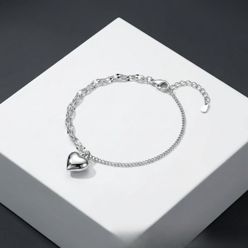 European and American new heart-shaped pendant bracelet women's exquisite lip chain stacked bracelet beaded fashion commuter jewelry