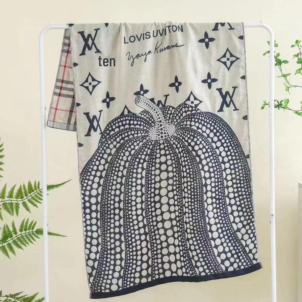 New Soft Ethnic Style Sun God Cotton Bath Towel - Skin-friendly & Absorbent