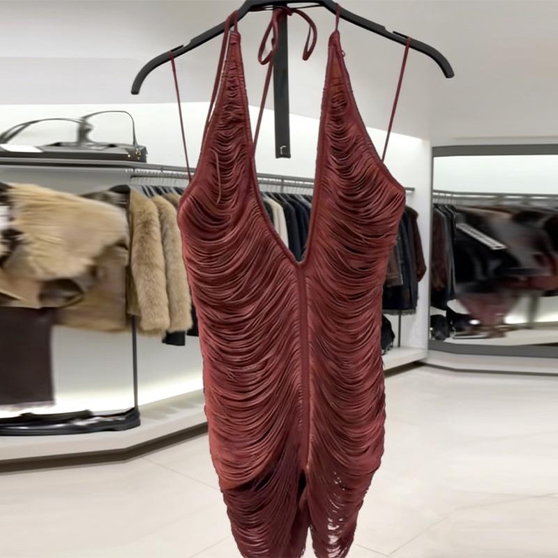 

Женский топ без бретелей с halter-завязкой и бахромой, модный - Коллекция Весна/Лето 2025 M вино красного