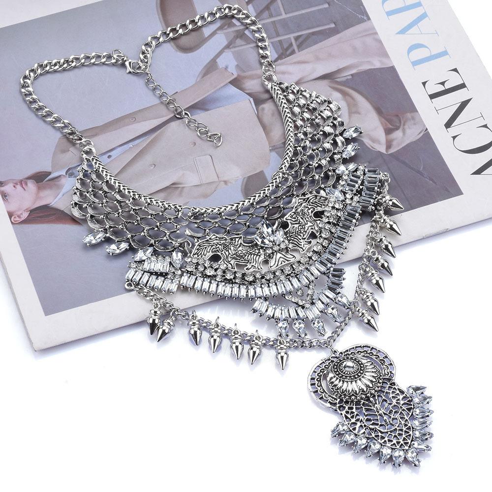Vintage Silver Alloy Rivet Rhinestone Tassel Choker, Punk Luxury Style Collarbone Necklace