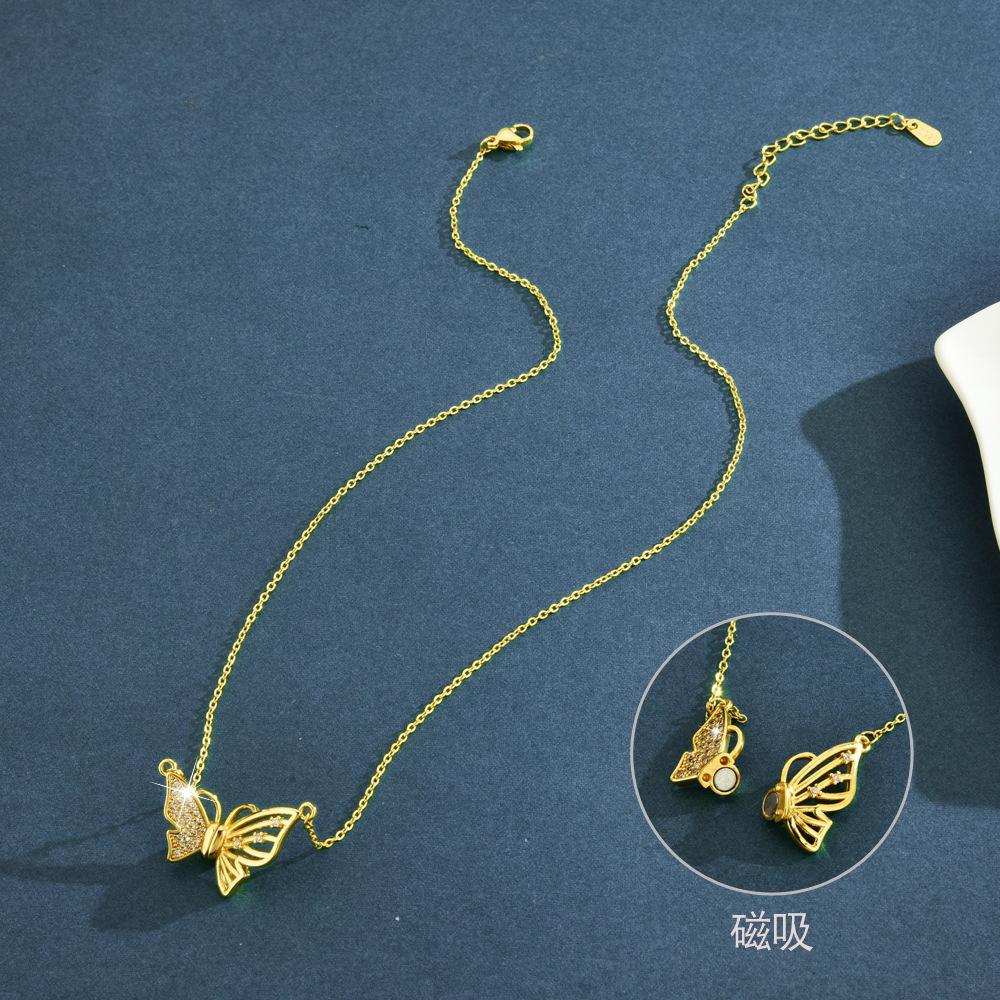 

Necklace Butterfly Elegant For Women With Stunning Diamond Accents And Unique Design золотий