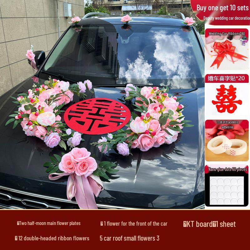 Kompletna dekoracja samochodu ślubnego: Kwiat na głowę, Kwiaty na klamki i Kwiaty na samochód główny/pomocniczy
