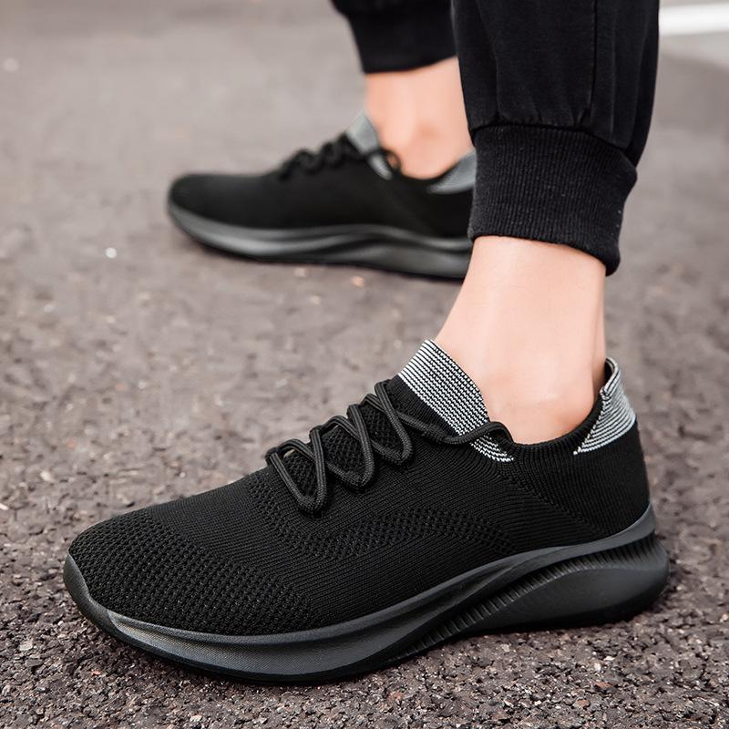 

Летние новые беговые спортивные повседневные сетчатые мужские кроссовки с развевающимся флагом, модные кроссовки с закрытым носком, ленивые туфли на один шаг 36 чёрный