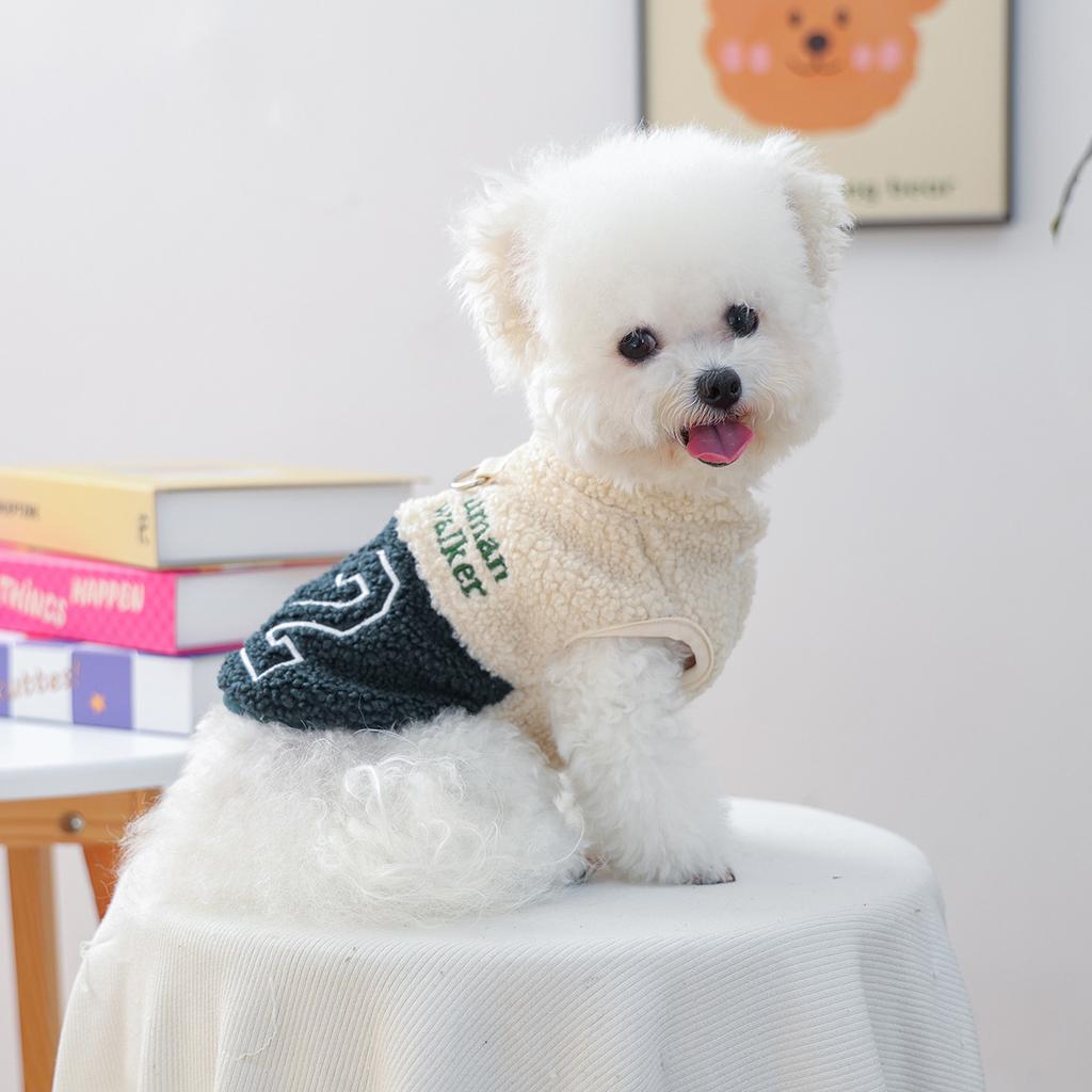 Pet clothes autumn and winter new small dogs puppies happy dogs and cats warm and comfortable walking little pioneer vest