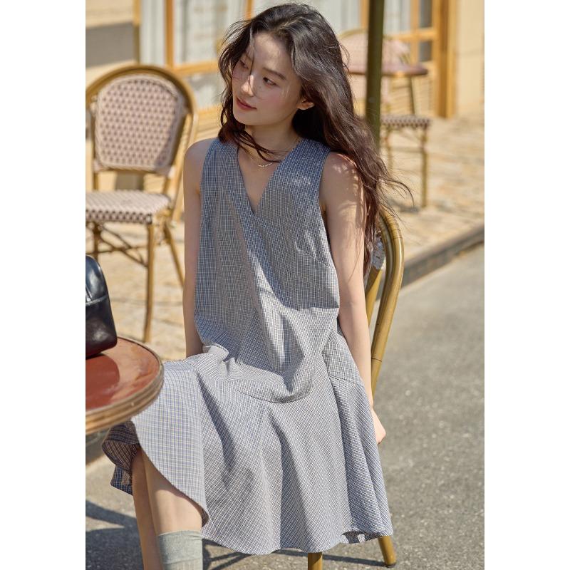 

Irregular mermaid skirt! Blue checkered V-neck vest skirt sleeveless layered dress L