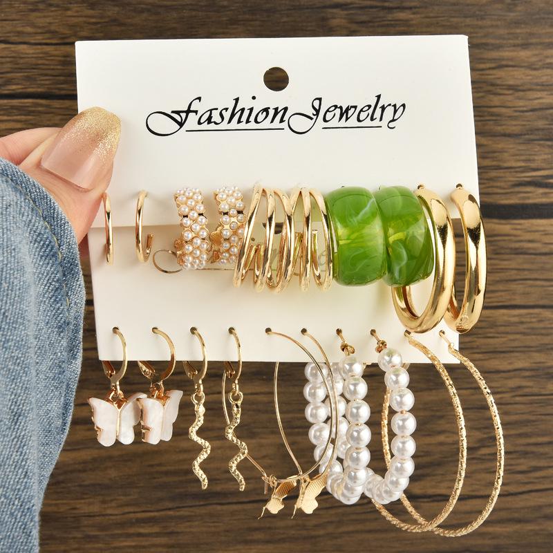 Chic Cross-Border Fashion Earrings for Women: Elegant and Versatile Ear Drops with a Bold, High-End Look
