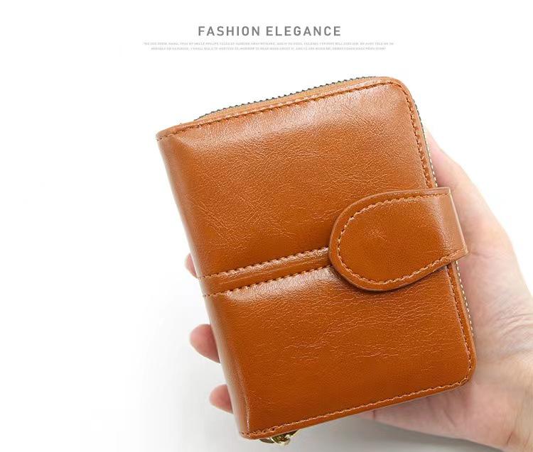 2024 Women's Retro Versatile Oil Wax Leather Coin Wallet