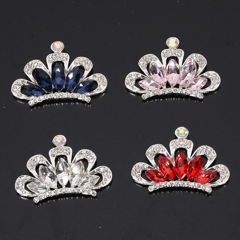 2018New 30Pcs Crystal Horse Eye Crown Rhinestone Buttons for DIY Accessoriess or DIY Phone Case Decoration BD50