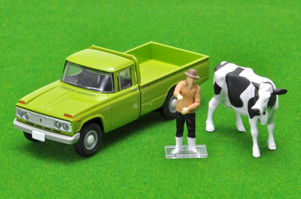 TOMYTEC Tomica Limited Vintage Toyota Stout Green with Figure Completed Product 321293 1/64 LV-189c