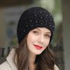 Neue Wintermütze Street Fashion Kaninchenfellmischung Dicke warme Beanie-Mütze für Frauen Elegante Perlendekoration Strickmütze Damen Geschenk
