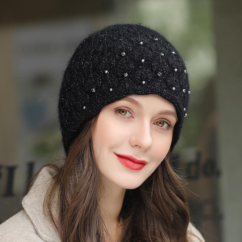 Neue Wintermütze Street Fashion Kaninchenfellmischung Dicke warme Beanie-Mütze für Frauen Elegante Perlendekoration Strickmütze Damen Geschenk