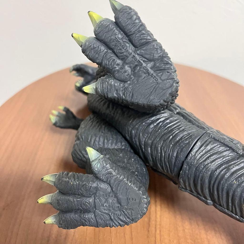 Used DX Movie Monster Series Godzilla 2004 Soft Vinyl Bandai Vintage