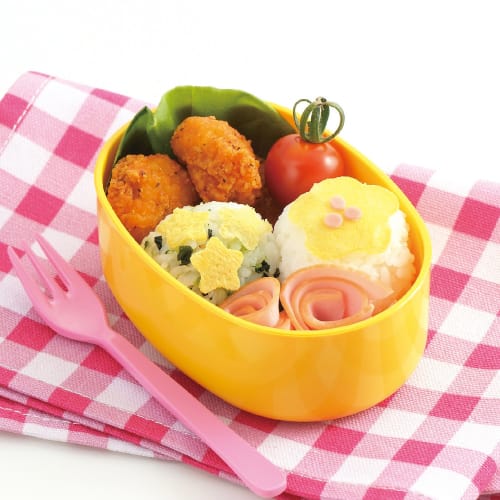 Akebono Sangyo Egg Microwave Cooker, Made In Japan, Ezegg EZ-289: Easily Make Thin Omelets In the Microwave and Create Delicious Crepes.