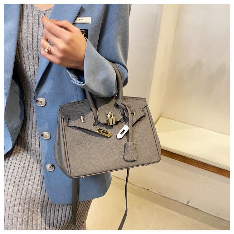 2021 Trendy Korean Style Women's Luxury Textured Crossbody and Shoulder Bag, Versatile Fashion Handbag
