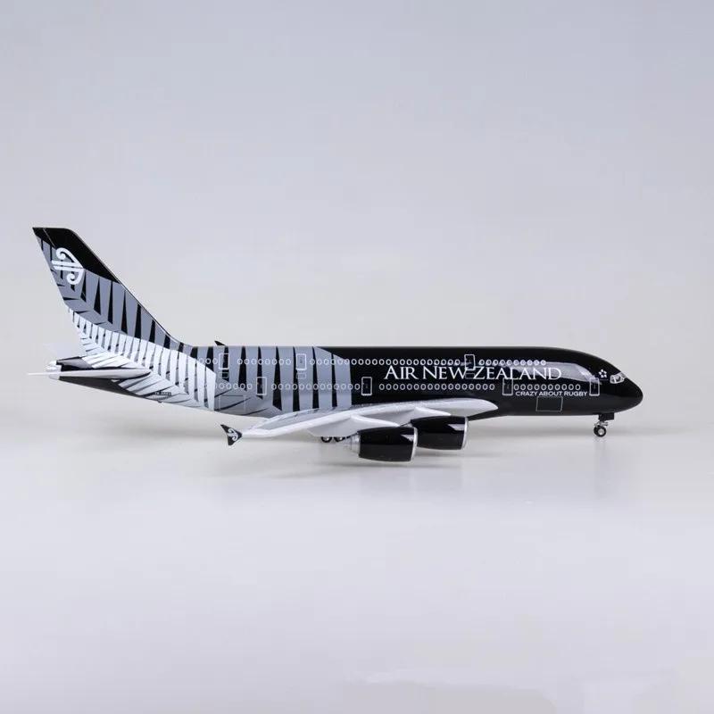 Air New Zealand Airways Airways A380 Model Plane Resin 1/160 Scale Plane With LED Lights and Wheels Enthusiasts Gift Decoration