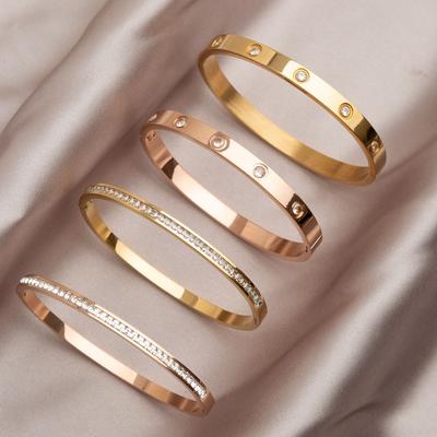 Htpwe Anillo de Diamantes de Acero Inoxidable Pulsera Apilable Mujer Chapado en Oro de 18k Regalo de Vacaciones para Pareja Pulsera de Moda Fiesta Circonita
