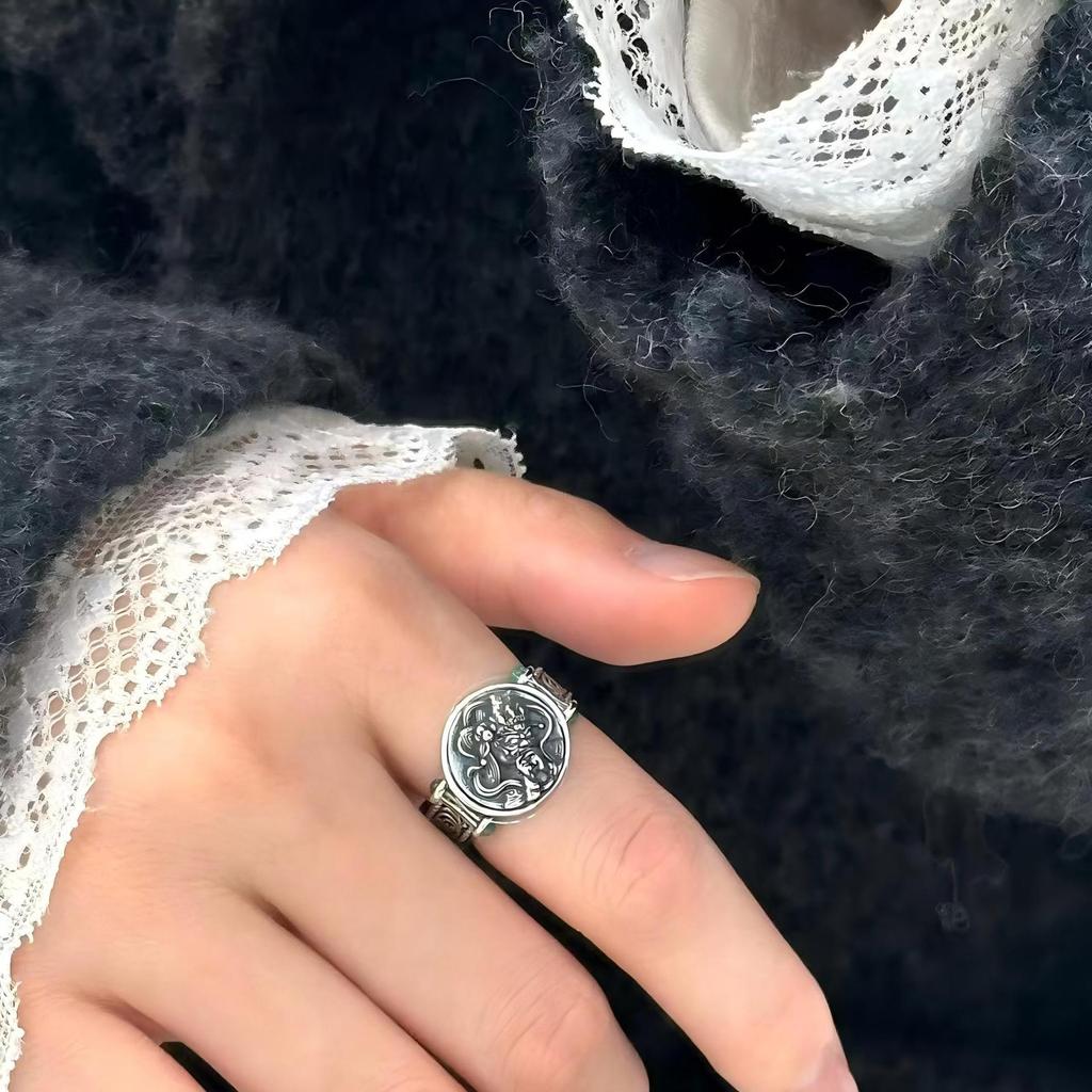 S925 Sterling Silver Retro Ethnic Women's Ring with Tang Dynasty God of Wealth Design, Adjustable Size.