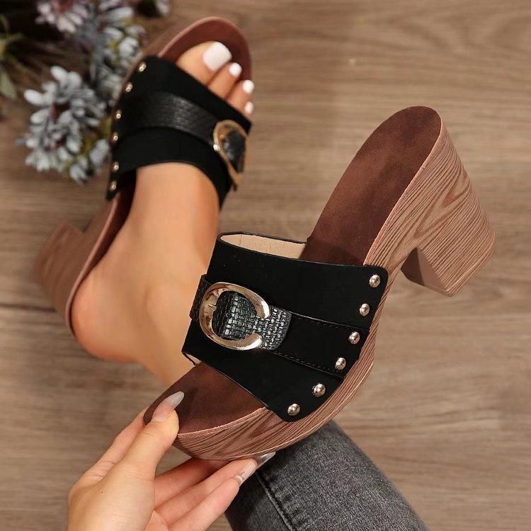 2025 foreign trade 2025 large size women's shoes thick heel rivet waterproof table fashion women's shoes