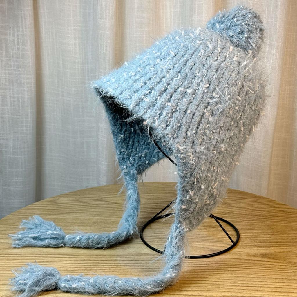 New Xiaoxiangfeng Export Fabric Knitted Ear Protection Hat for Women with Big Fur Ball Cute Woolen Hat Autumn and Winter Handmade Baotou Hat