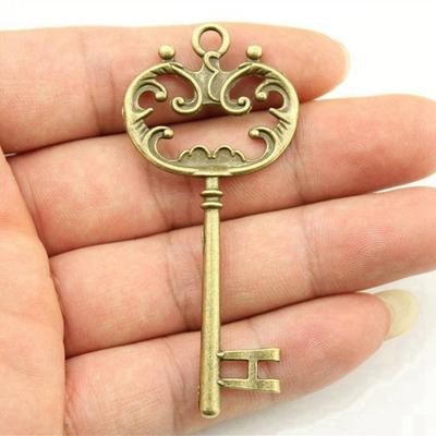 Schlüsselwerkzeuge Charms Anhänger Frauen Schmuck Bulk Odd Dekorationen