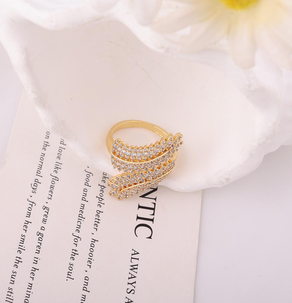 Европейско-американское открытое кольцо-лист из циркония - Стильное женское украшение на указательный палец с показателем темперамента