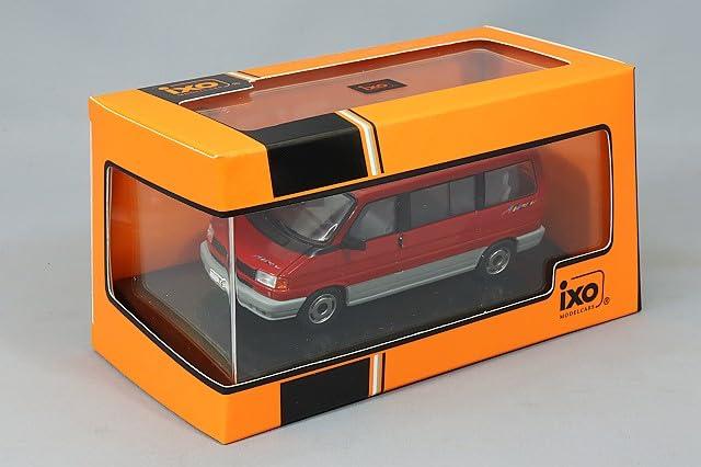 Ixo Volkswagen Transporter 1990 Red 1/43 (T4)