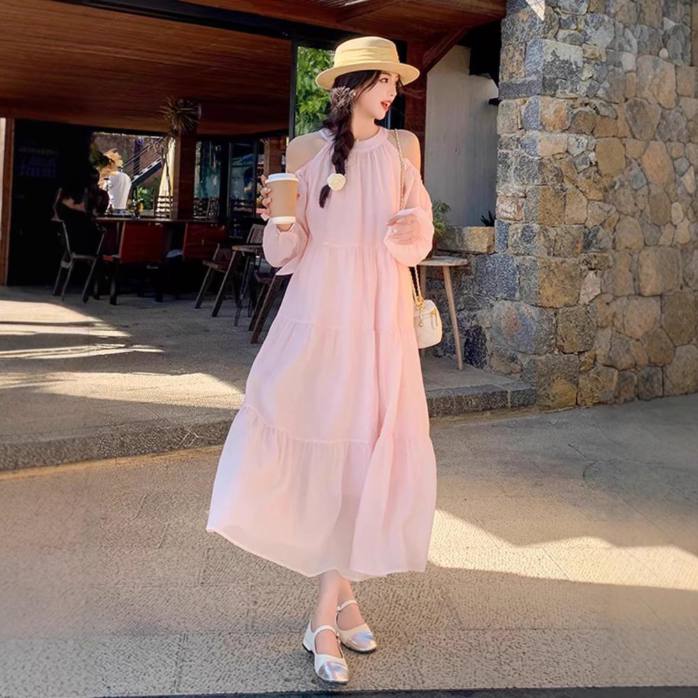 Light blue seaside vacation dress women's summer new models are popular this year, beautiful and sweet off-the-shoulder fairy skirt