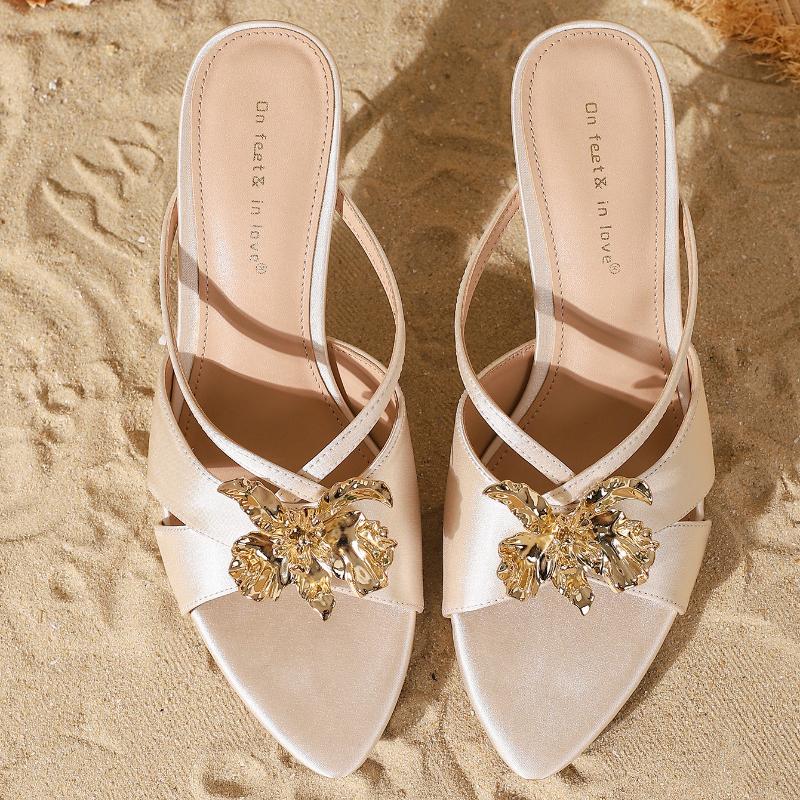 Fashion Metal Flower Decoration Brand Designer Slippers Women Fashion Pointed Toe Thin Heel Slide Sandals Elegant Wedding Bridal Shoes