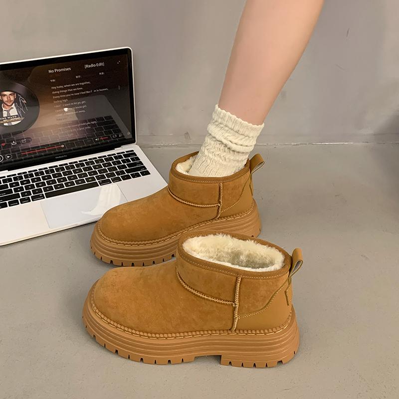 CRLAYDK Classic Womens Warm Fur Lined Comfortable Winter Snow Boots Suede Outdoor Walking Platform Shoes for Ladies Botas