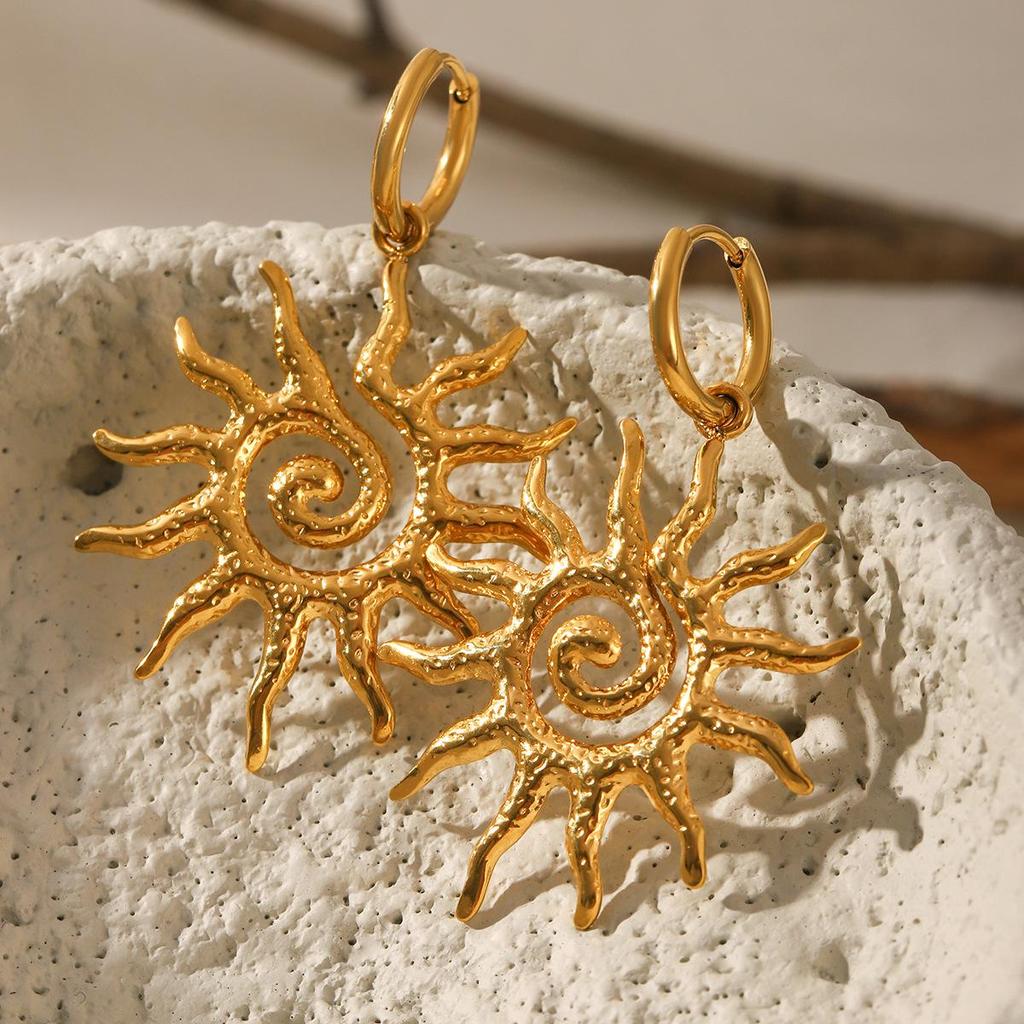 European-American Hollow Spiral Sun Pendant Stainless Steel Earrings - Non-fading, Light Luxury, High-End Women's Jewelry