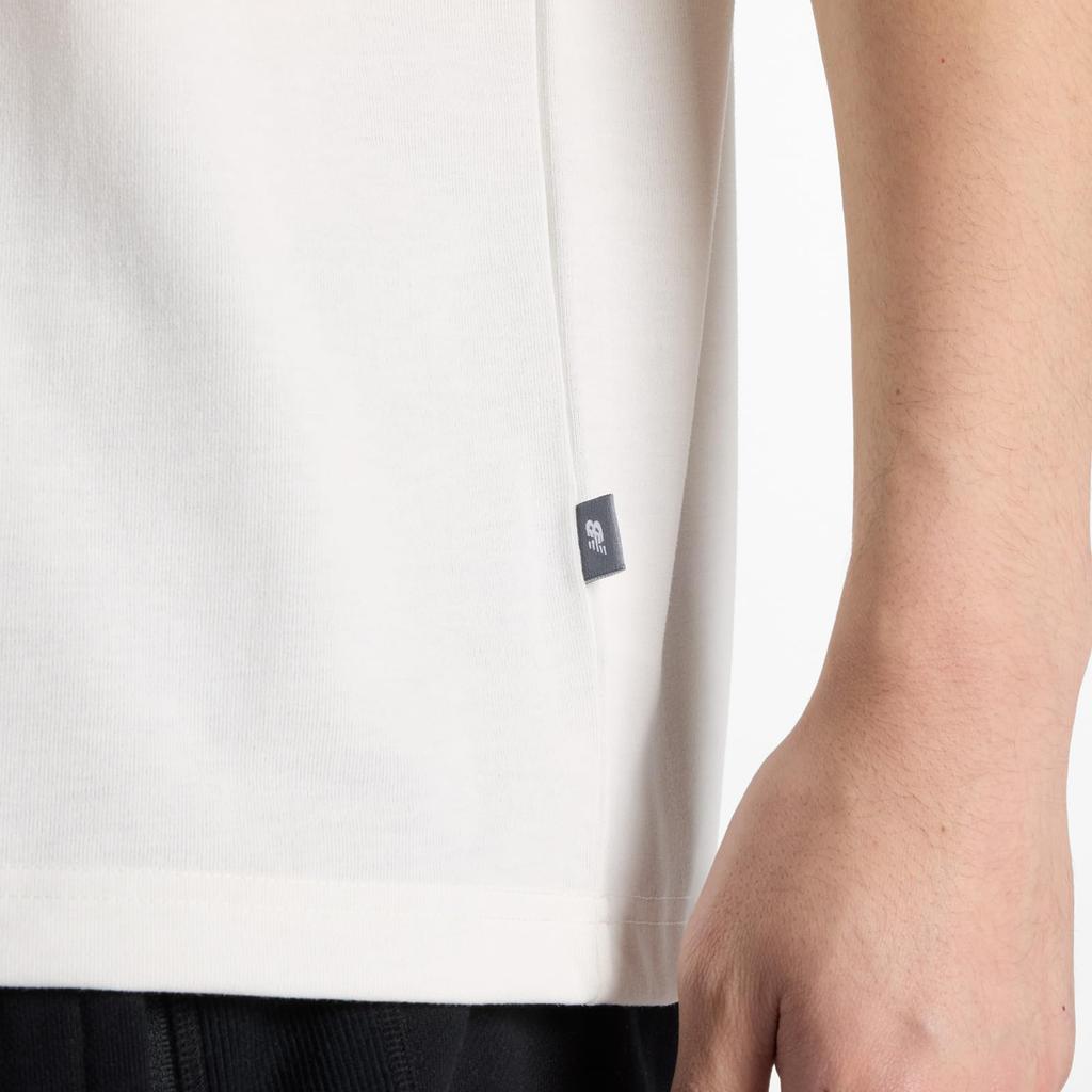 Model Worn by Otani Oversized Short Sleeve Short Sleeve Dry Quick Drying Breathable Moisture Absorbent Quick Drying Training Wear SST [New Balance]